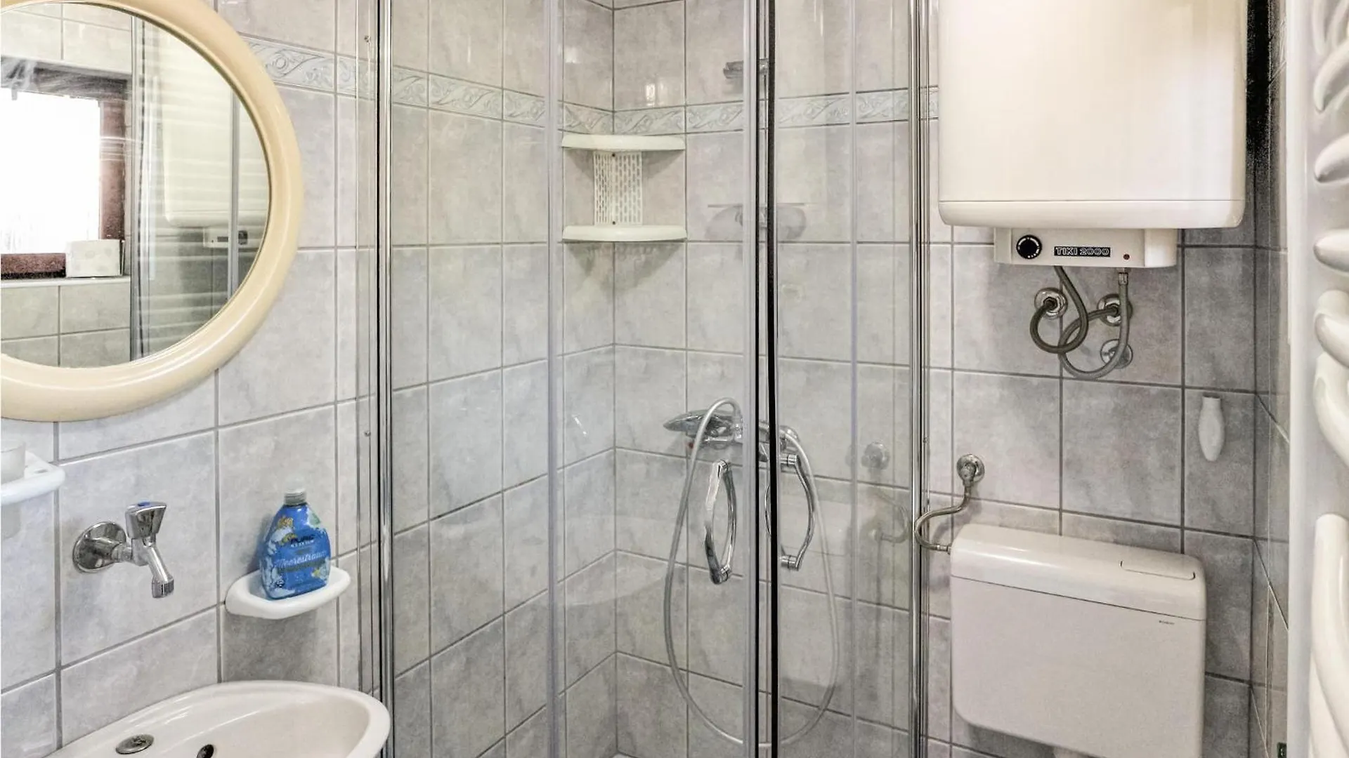 3 Bedroom Cozy Apartment In Kostrena