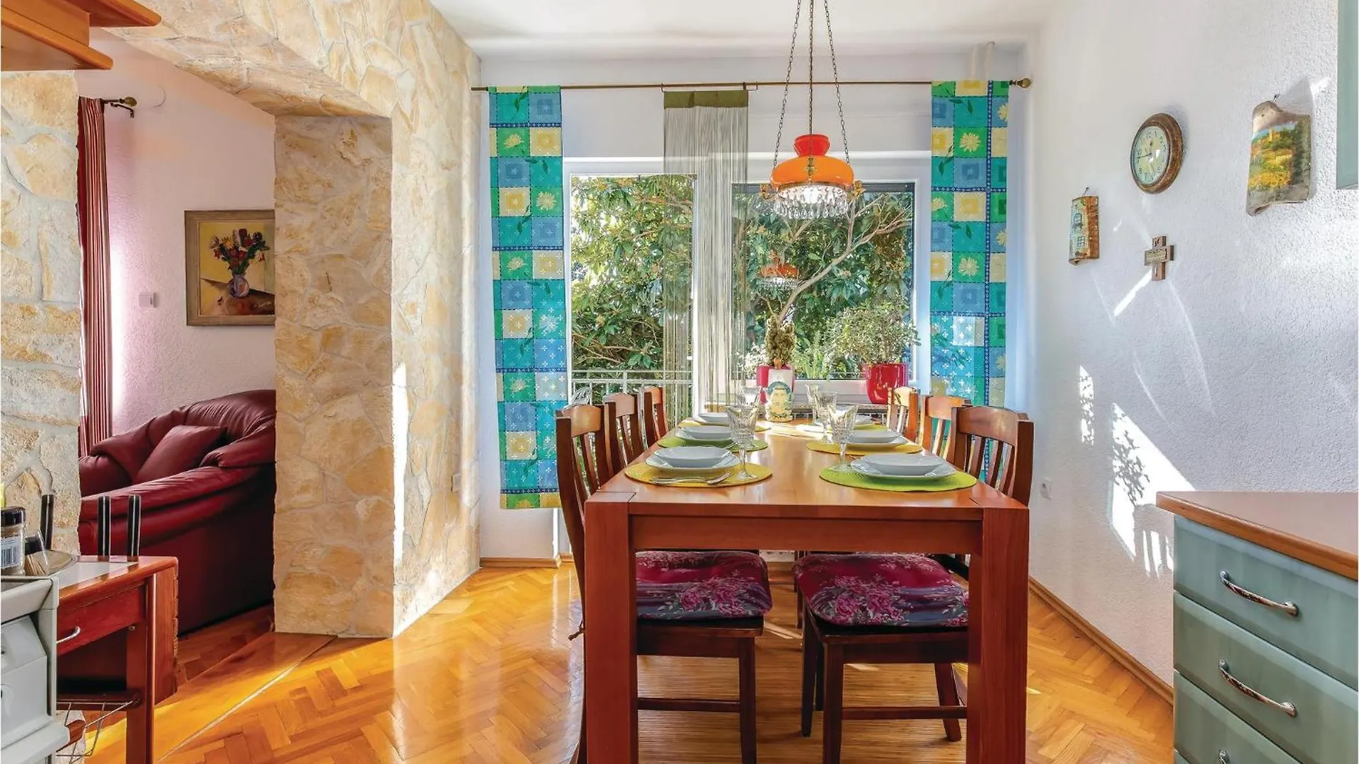 3 Bedroom Cozy Apartment In Kostrena Croatia